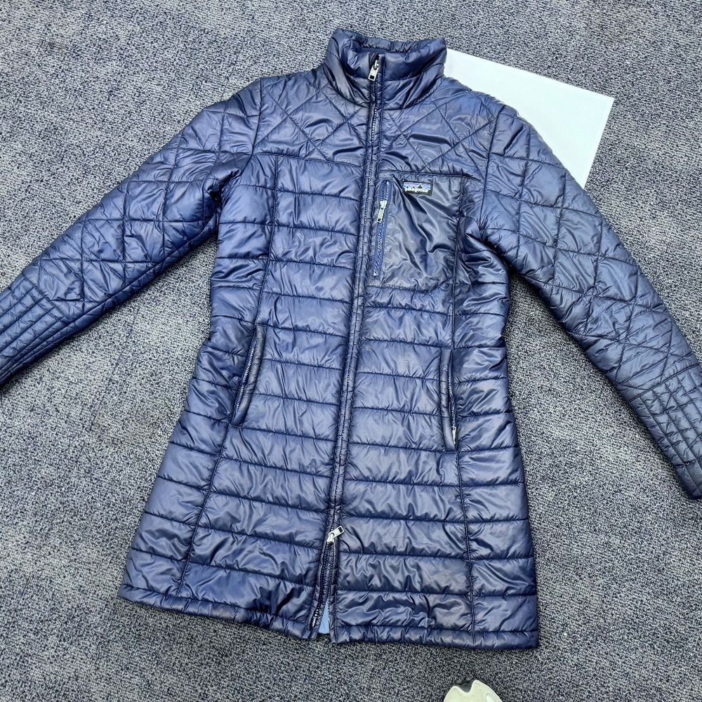 Patagonia Radalie Parka Navy Blue Women's Medium Excellent Condition (Slim Fit)